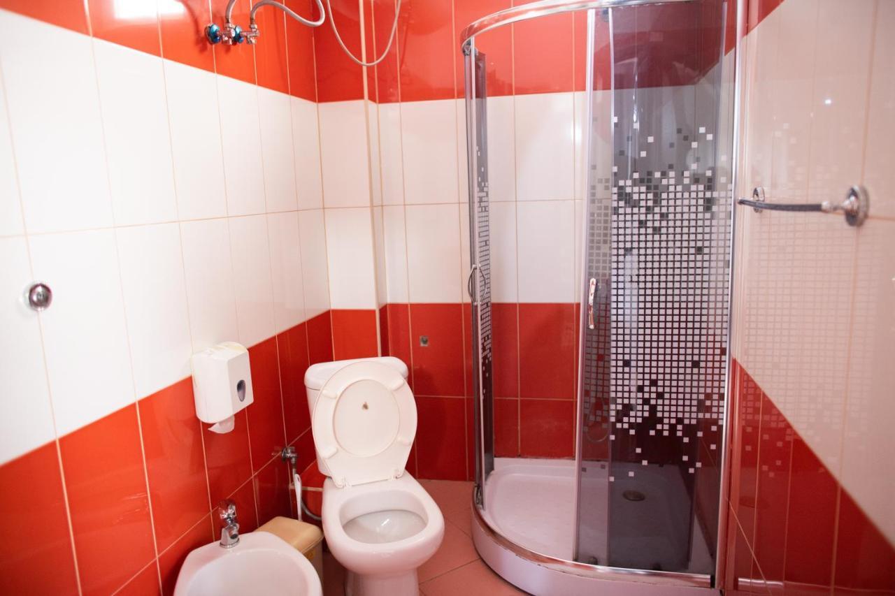 Vila Sanremo Тирана Екстериор снимка